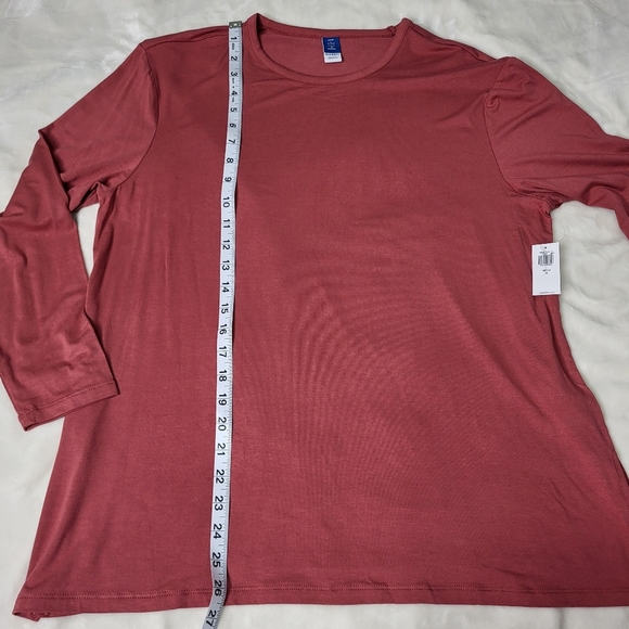 Old Navy Luxe Long Sleeve Top in Dusty Rose. Size Large Petite - Picture 7 of 10